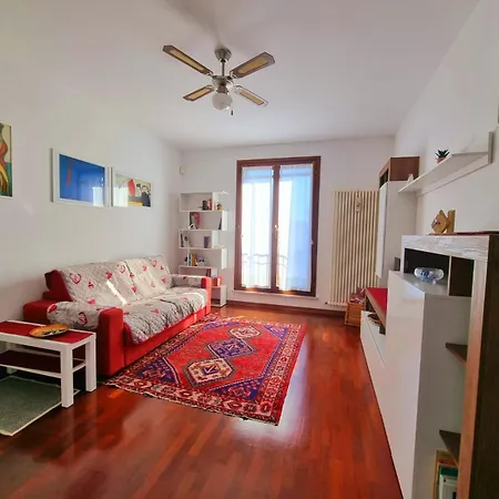 Apartment Casa Violet Ferrara